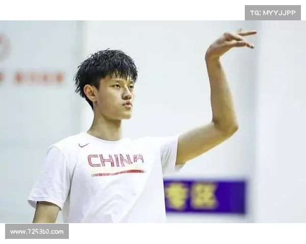 杨瀚森曾凡博肩负重任 男篮亚洲杯亟待核心人物引领 杨瀚森曾凡博肩负重任 男篮亚洲杯亟待核心人物引领